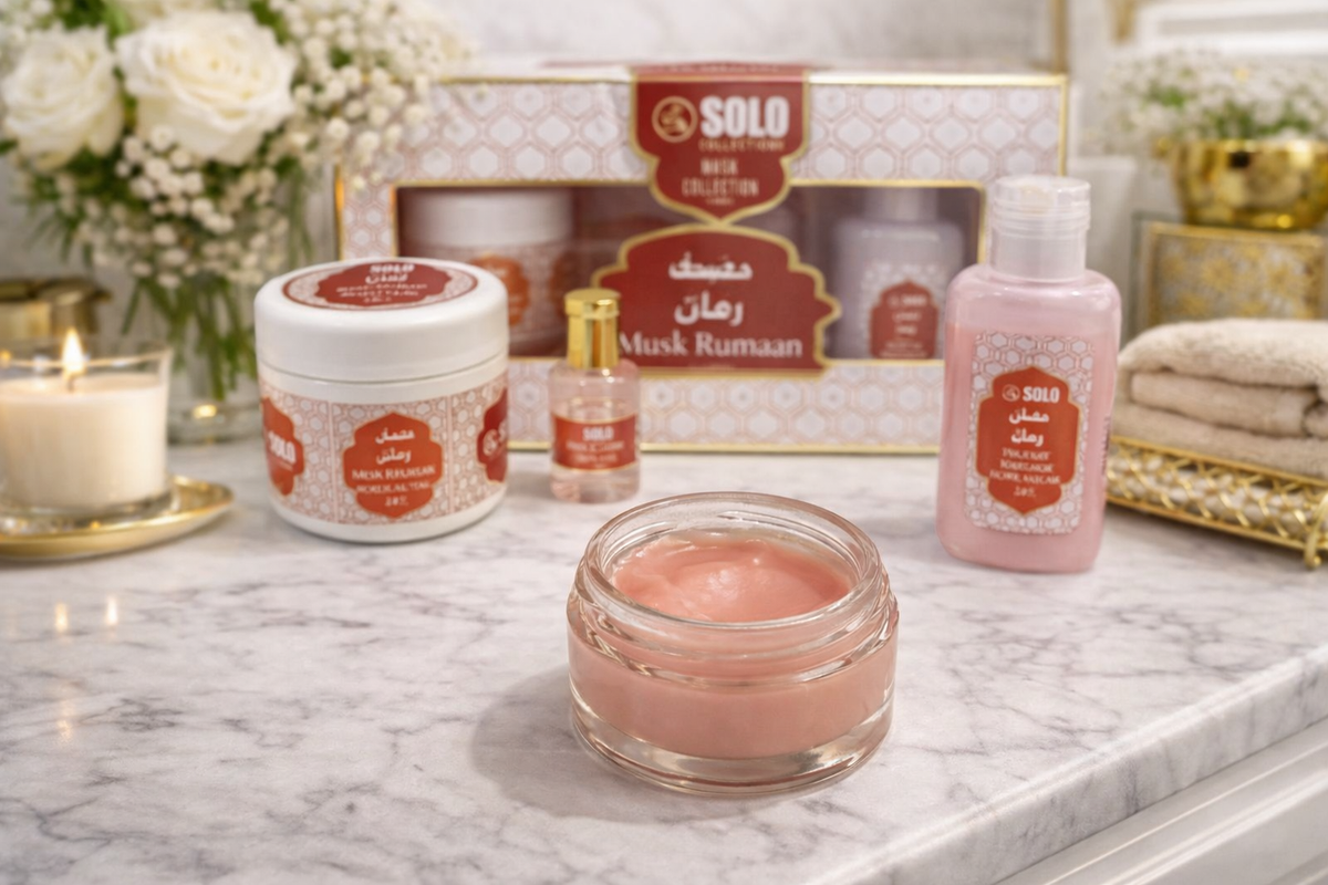 Collection musc Tahara Gift Set, 4 Pieces, Perfumed Talc 88g, Body Cream, Perfume Oil, Body Lotion,musk (POMME GRENADE, RED) DUBAI