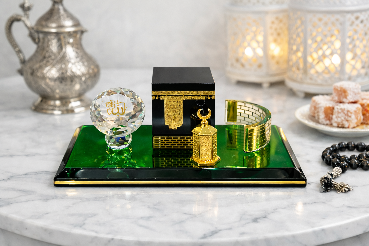 Décoration Islamique Kaaba en Cristal – Ensemble Makkah avec Allah, Kaaba et Lanterne Crystal Kaaba Islamic Decoration – Makkah Set with Allah Crystal, Kaaba & Lantern